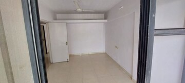 Room in 2 BHK Apartment at Thakur Village, Kandivali East – for Sale