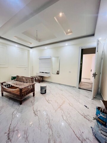 Master Bedroom in 1 BHK Builder Floor at Sector 30 – for Rent