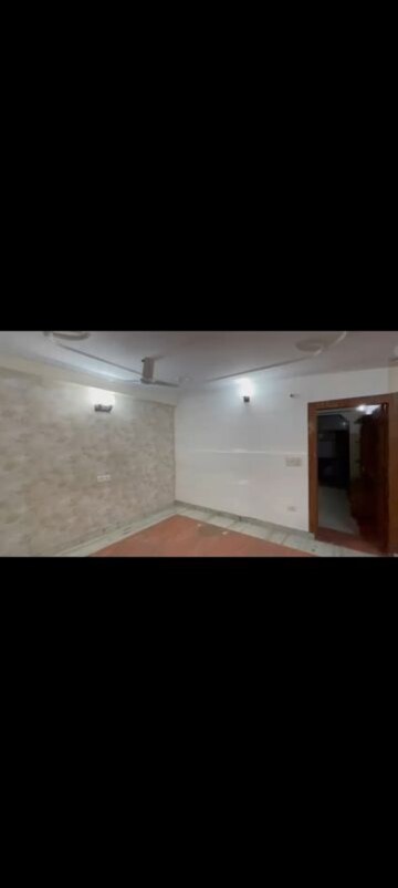 Room in 2 BHK Independent House at RWA Apartments Sector 20, Sector 20 – for Rent