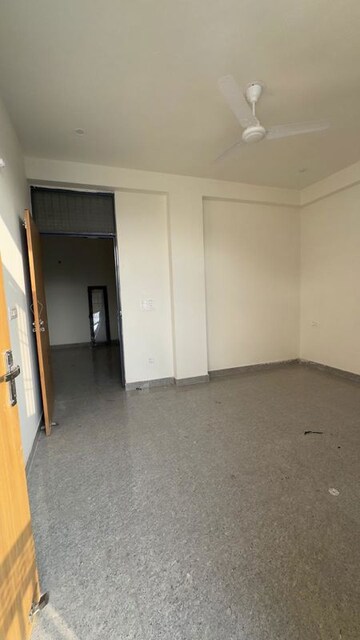 Room in 1 BHK Builder Floor at Chattarpur – for Rent