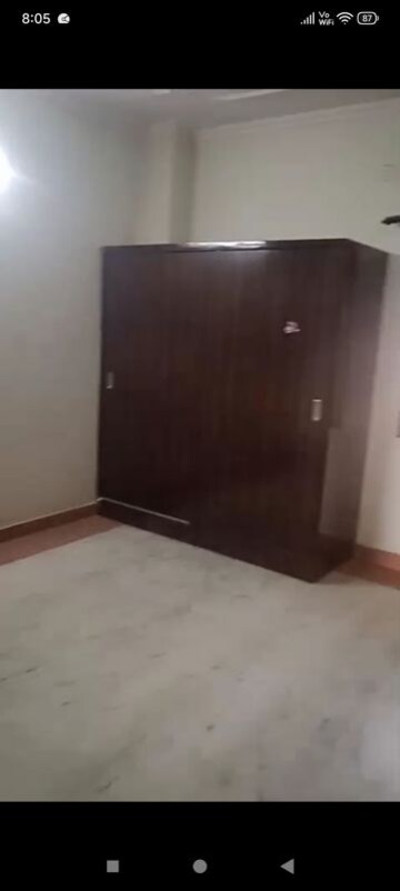 Room in 2 BHK Independent House at RWA Apartments Sector 20, Sector 20 – for Rent