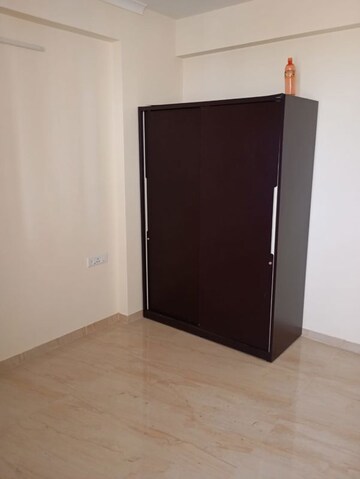 Room in 4 BHK Apartment at Aradhana Bhavyaa Apartment, Jagatpura – for Sale