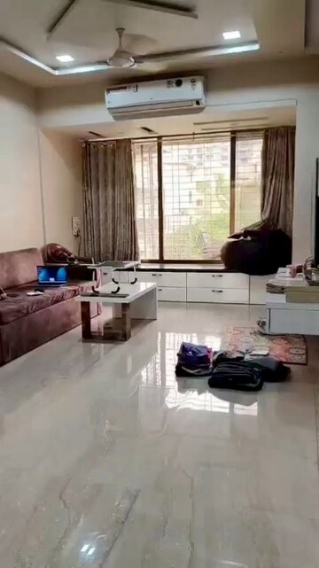 2 BHK Apartment For Sale in Malad West