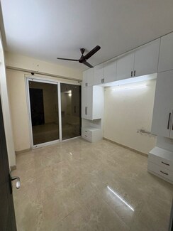 2.5 BHK + Study Room Builder Floor For Rent in Signature Global Park 4 and 5