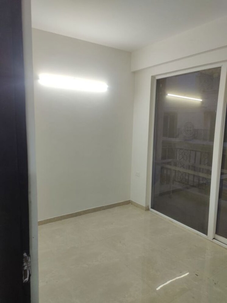 Room, signature-global-park-4-and-5 2.5 Bedroom 1120 Sq.Ft. Builder Floor In Sohna Sector 36 Gurgaon 9749638