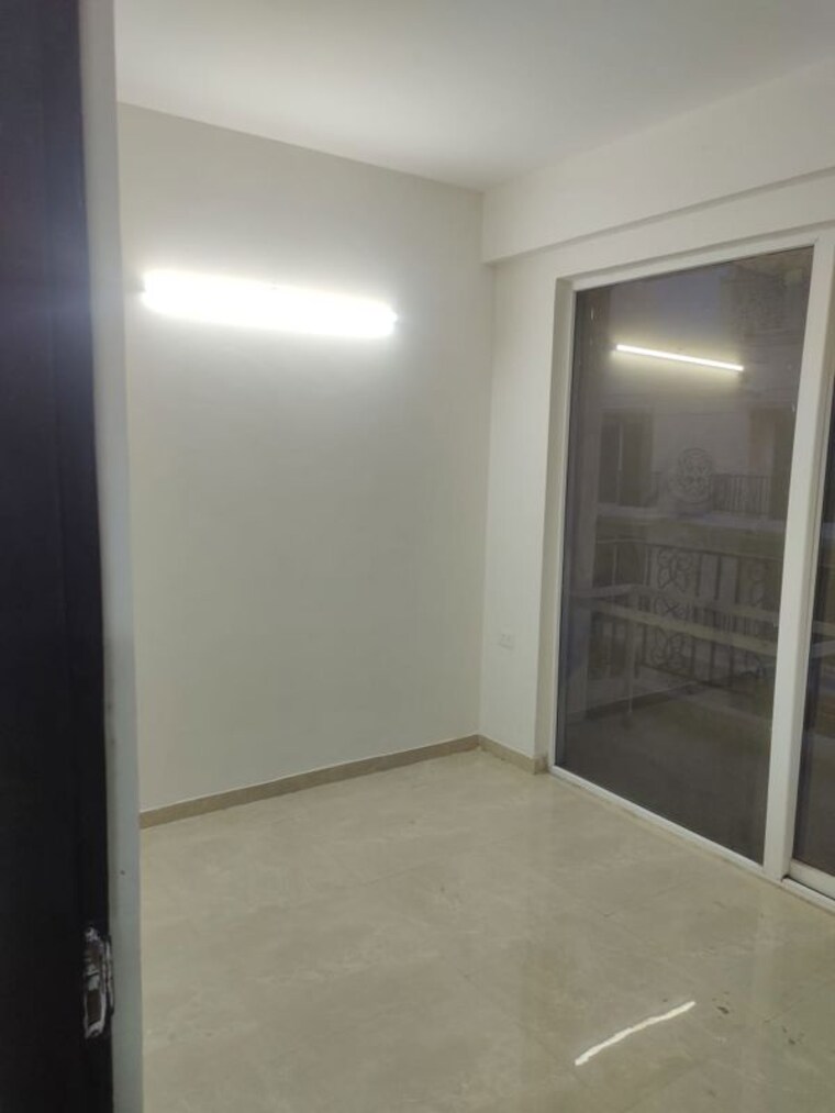 Room, signature-global-park-4-and-5 2.5 Bedroom 1120 Sq.Ft. Builder Floor In Sohna Sector 36 Gurgaon 9749638