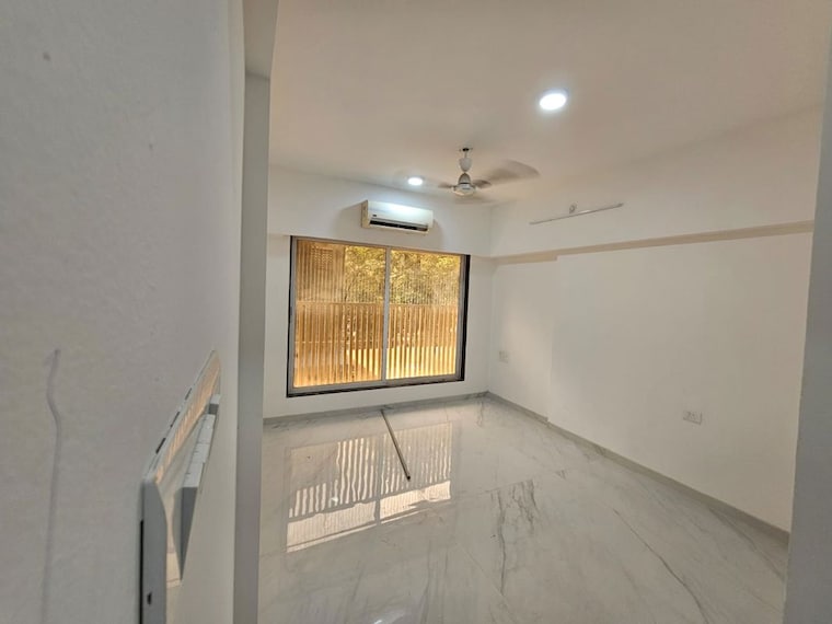Balcony, diamond-garden 2 Bedroom 780 Sq.Ft. Apartment In Chembur Mumbai 9749644