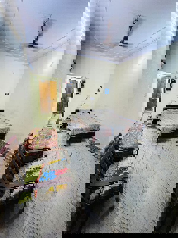 1 Rk  750 Sq.Ft. Independent House in RWA Apartments Sector 27