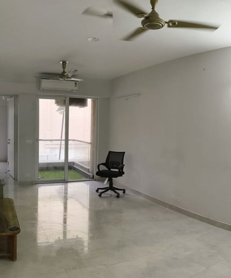 Room, omaxe-designer-villas-mayfield-garden 3 Bedroom 1800 Sq.Ft. Builder Floor In Sector 51 Gurgaon 9749345