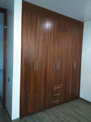 Furnished Amenities in  Pg at Vibhuti Khand – for Rent