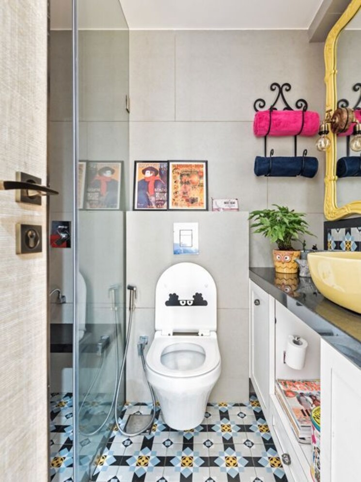 Bathroom, vibhuti khand Pg For Girls In Vibhuti Khand 9749670