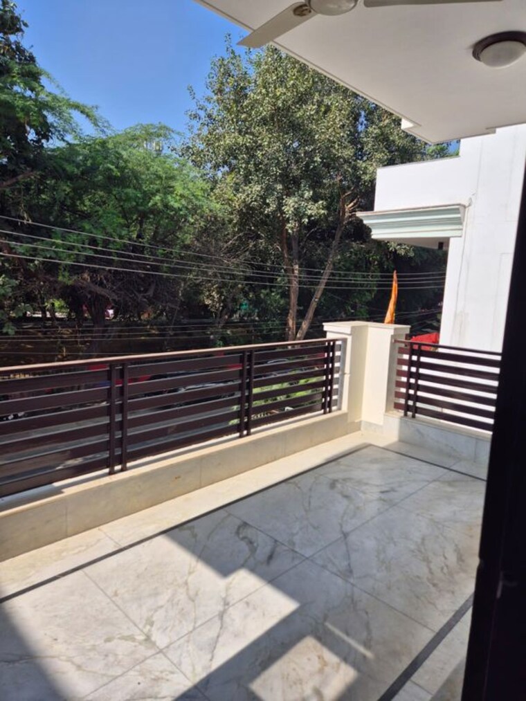 Balcony, sector 15 3 Bedroom 2200 Sq.Ft. Builder Floor In Sector 15 Gurgaon 9749677