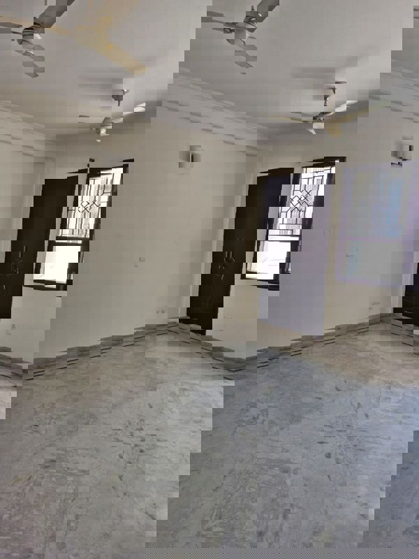 3 BHK Builder Floor For Rent in Sector 15