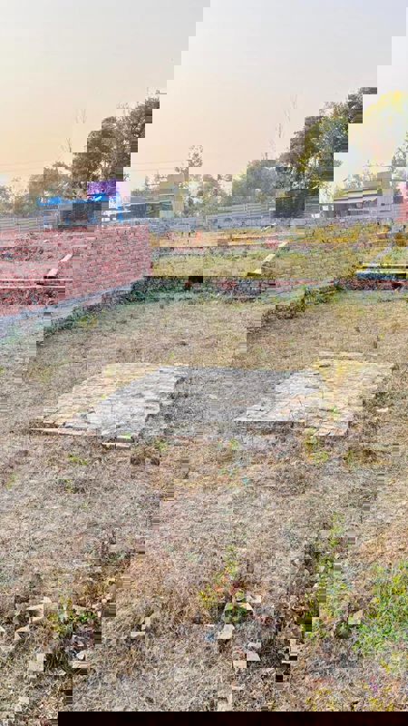 Plot For Sale in Jewar