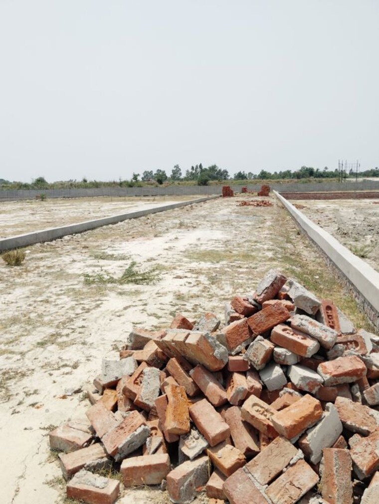 undefined, jewar  100 Sq.Yd. Plot In Jewar Greater Noida 9749720