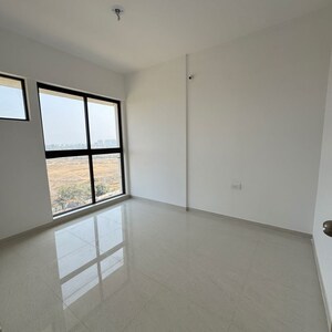 Room in 2 BHK Apartment at Lodha Palava Crown, Hedutane – for Rent