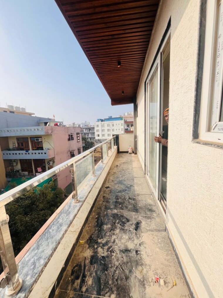 Balcony, sector 51 1 Bedroom 733 Sq.Ft. Builder Floor In Sector 51 Gurgaon 9749787