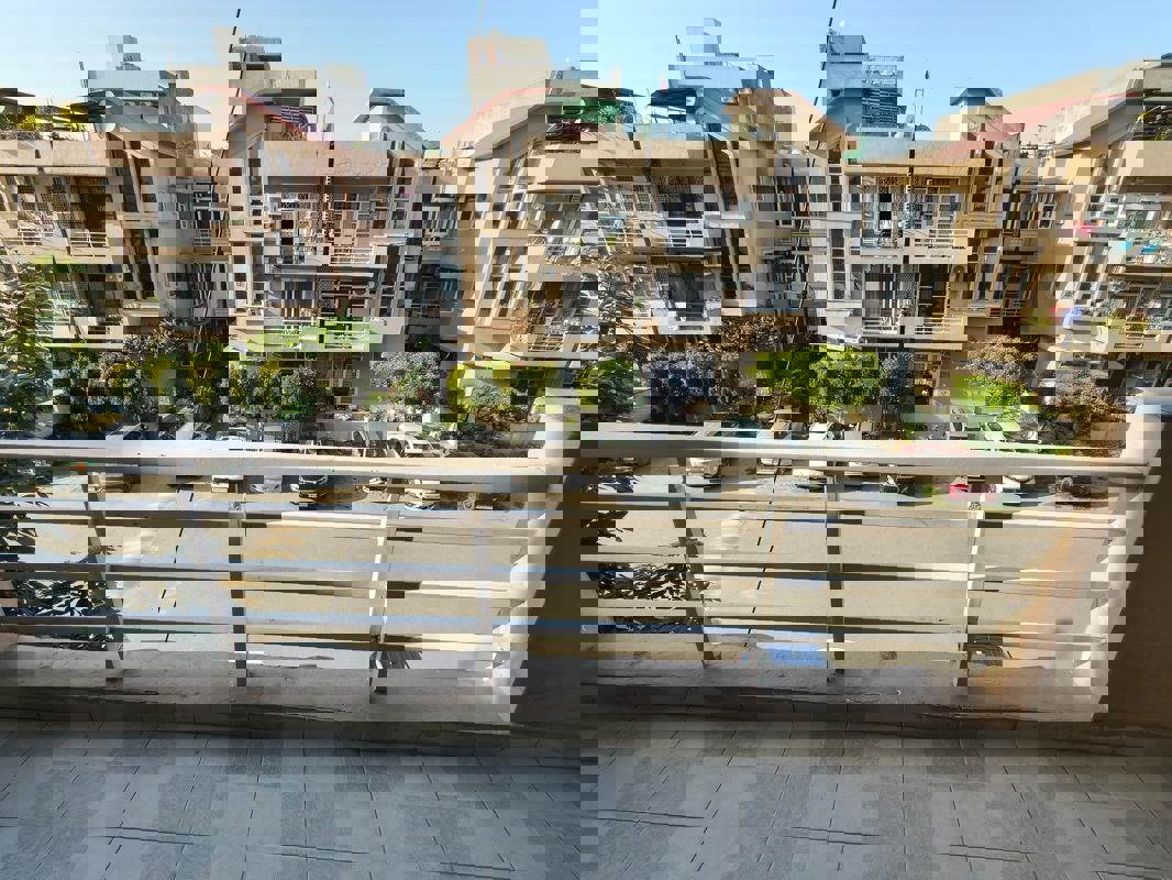 3.5 BHK + Pooja Room,Extra Room Builder Floor For Sale in SS The Lilac