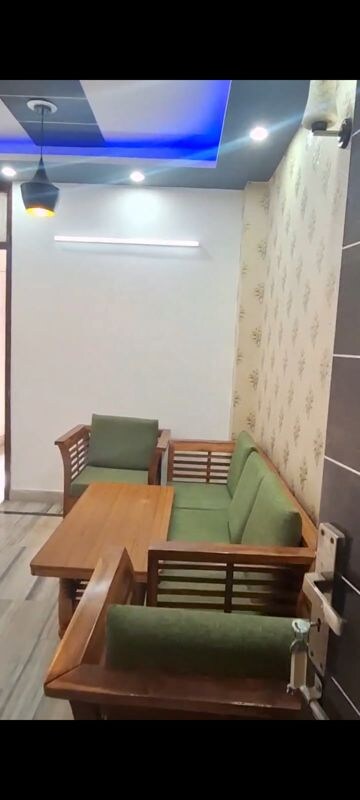 Master Bedroom in 2 BHK Apartment at Panchsheel Vihar – for Rent