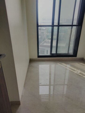 Room in 4 BHK Apartment at Benchmark Solus, Bandra West – for Rent