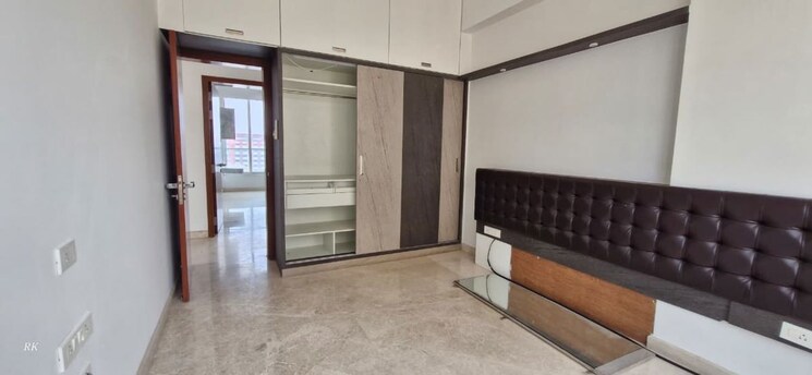 Room, benchmark-solus 4 Bedroom 2000 Sq.Ft. Apartment In Bandra West Mumbai 9749829