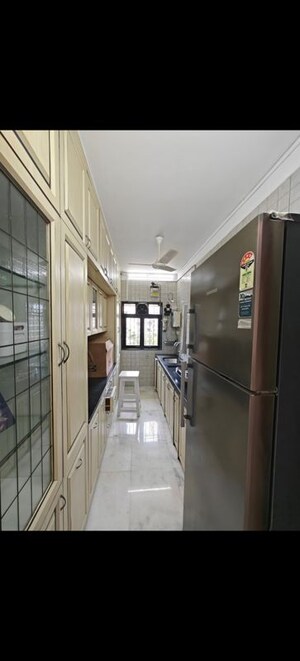 Building Lobby in 3 BHK Apartment at Felicia Apartment, Pali Hill – for Rent