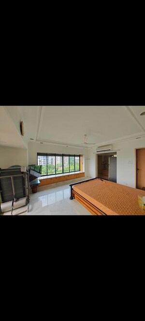 Bedroom in 3 BHK Apartment at Felicia Apartment, Pali Hill – for Rent