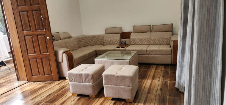 Bedroom, hauz khas 2 Bedroom 1300 Sq.Ft. Builder Floor In Hauz Khas Delhi 9749857