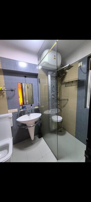 Master Bedroom in 3 BHK Apartment at Vijay Golden Peak, Khar West – for Rent