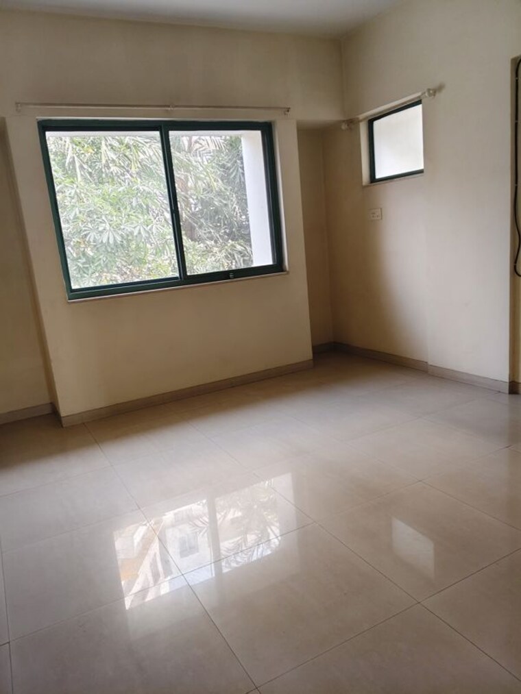 Room, clover-park-view 3 Bedroom 1800 Sq.Ft. Apartment In Koregaon Park Pune 9749868