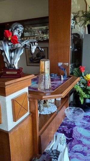 Living Room in 3 BHK Apartment at Sreenidhi Apartment Richmond Town, Richmond Town – for Sale