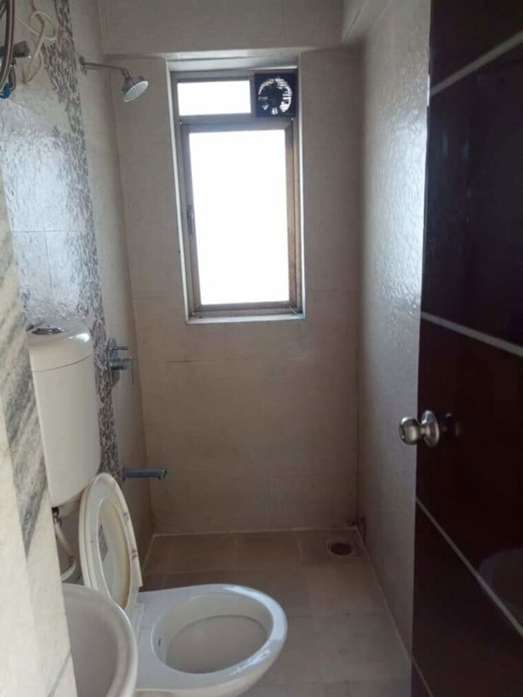 Bathroom, chembur 1 Bedroom 500 Sq.Ft. Apartment In Chembur Mumbai 9749878