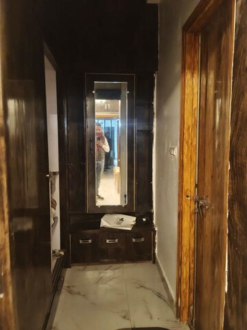 Building Lobby in 3 BHK Apartment at Gomti Nagar – for Rent