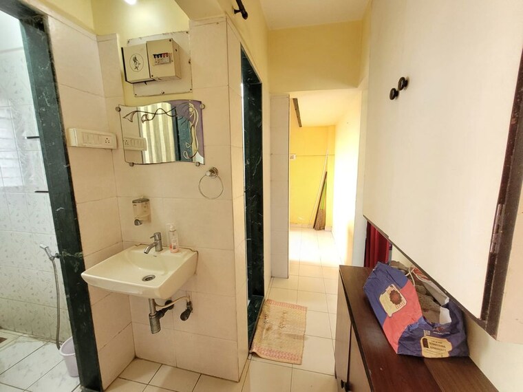Bathroom, sandeep-terrace 1 Bedroom 500 Sq.Ft. Apartment In Chembur Mumbai 9749887
