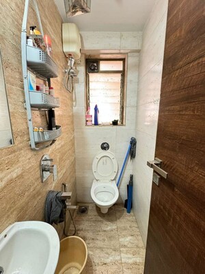 Bathroom in 1 BHK Apartment at Chembur – for Rent