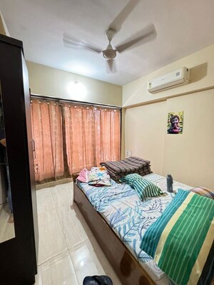 Bedroom in 1 BHK Apartment at Chembur – for Rent