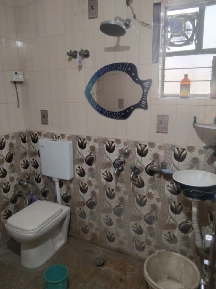 Bathroom, mhalgi nagar 2 Bedroom 900 Sq.Ft. Apartment In Mhalgi Nagar Nagpur 9742838