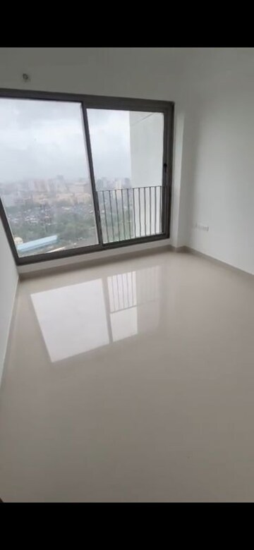 Bedroom in 3 BHK Apartment at Sunteck City Avenue 4, Goregaon West – for Rent