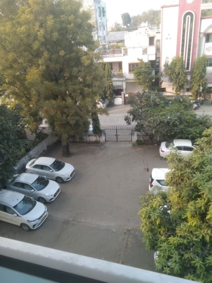  Parking, mhalgi nagar 2 Bedroom 900 Sq.Ft. Apartment In Mhalgi Nagar Nagpur 9664423