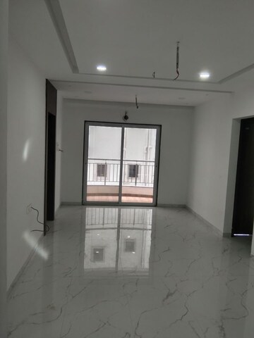 Room in 2 BHK Apartment at Mhalgi Nagar – for Rent