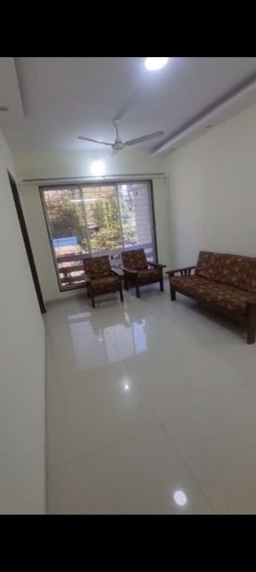 Living Room in 2 BHK Apartment at Chembur – for Rent