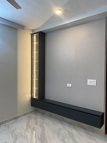 Room in 2 BHK Apartment at Concorde Auriga, Kr Puram – for Rent