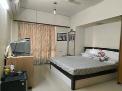 4 BHK + Pooja Room,Servant Room,Study Room,Extra Room Apartment For Sale in Lunkad Skylounge