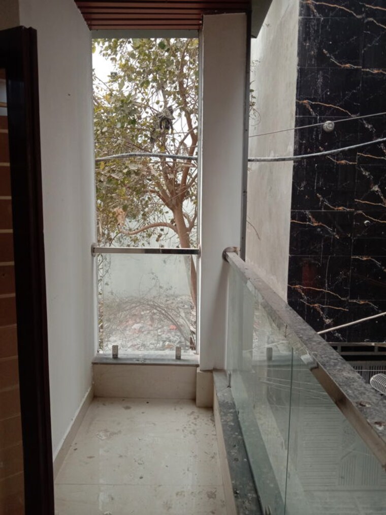 Balcony, dwarka mor 3 Bedroom 720 Sq.Ft. Builder Floor In Dwarka Mor Delhi 9750021