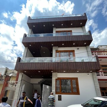  Pg For Rent in Gomti Nagar