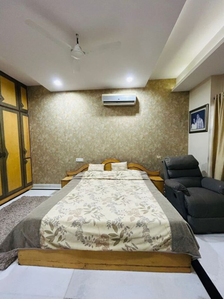 Bedroom, banjara hills 4 Bedroom 420 Sq.Ft. Independent House In Banjara Hills Hyderabad 9750035