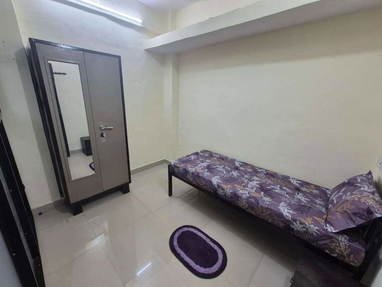 Bedroom, malad west Pg For Boys & Girls In Malad West 9750004