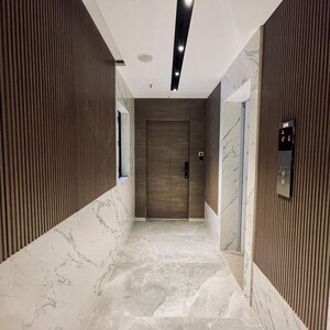 Room in 2 BHK Apartment at Oxford Apartments Bandra West, St. Peters Colony – for Rent