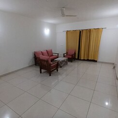 2 BHK Apartment For Rent in Paranjape Blue Ridge