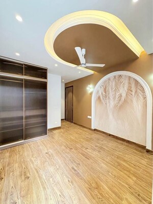 Bathroom in 4 BHK Builder Floor at Ansal API Esencia, Sector 67 – for Sale